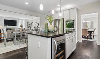 6685 JESSAMINE Ct, Annandale, VA 22003