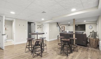 5 Lancaster Ln, Bourne, MA 02532