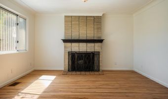 425 Graceland Dr SE, Albuquerque, NM 87108