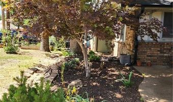13 Kensington Dr, Bella Vista, AR 72715