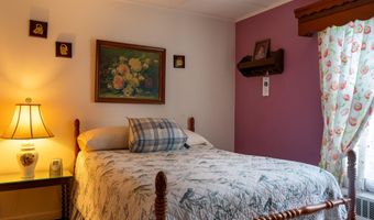 234 Log City Rd, Amsterdam, NY 12010