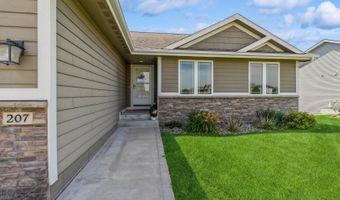 207 NE Georgetown Blvd, Ankeny, IA 50021
