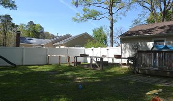 31 Chestnut Way Cir, Barnegat, NJ 08005