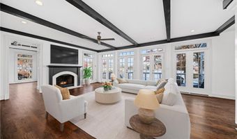 135 Staghound Ct, Alpharetta, GA 30005