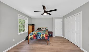 47 Chestnut Dr, Allenstown, NH 03275