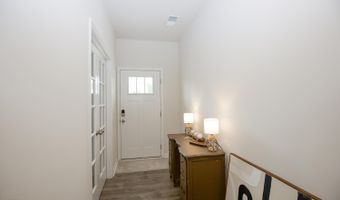 1179 Misty Creek Dr, Aberdeen, NC 28315