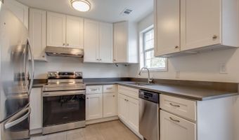 2707 WALTER REED B, Arlington, VA 22201