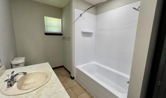 4 Chamblee Cir, Batesville, AR 72501