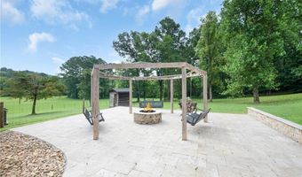282 Cleghorn Dr, La Fayette, GA 30728