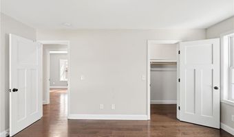 29 Calumet Ave, Johnston, RI 02919