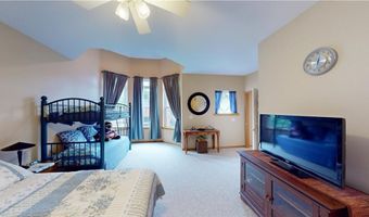 2 Ewes Ln, Bella Vista, AR 72715