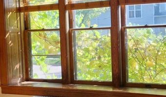 1003 N APPLETON St, Appleton, WI 54911