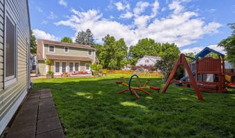 37 Cawley St, Bristol, CT 06010