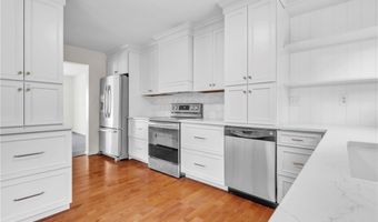 305 Broadstone Dr, Adams Twp., PA 16046