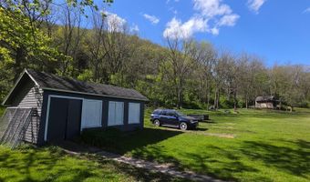 1240 N Main St, Altura, MN 55910