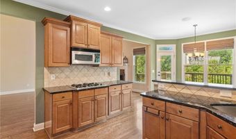 61 Eagle Rock Dr, Acworth, GA 30101
