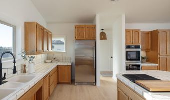 22321 McArdle Rd, Bend, OR 97702