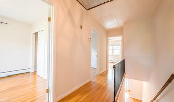 21- A W TAYLOR RUN Pkwy W, Alexandria, VA 22314
