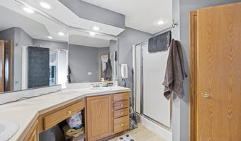 208 13th St SW, Altoona, IA 50009