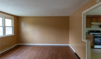 64 Perkins Ave, Cranston, RI 02910
