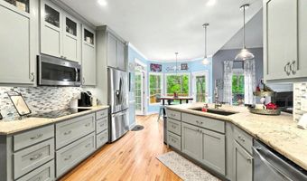 1345 Bentwater Dr, Acworth, GA 30101