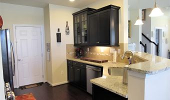 42581 SUNSET RIDGE Sq, Ashburn, VA 20148