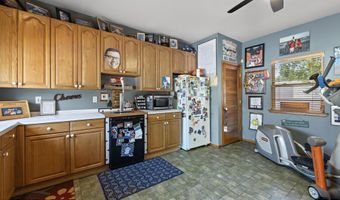 28 Hannah Lee Rd, Barnegat, NJ 08005