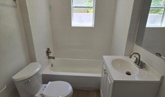 110 Mesa St SE, Albuquerque, NM 87106
