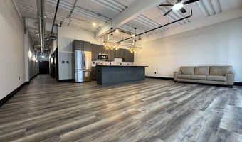 200 W College Ave 205, Appleton, WI 54911