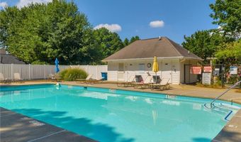 5479 Bridge Pointe Dr, Alpharetta, GA 30005