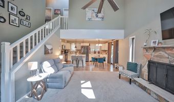 179 Chippewa Trl, Albrightsville, PA 18210