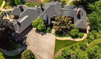 25733 River Dr, Franklin, MI 48025