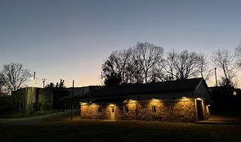 105 Couch St, Alton, MO 65606