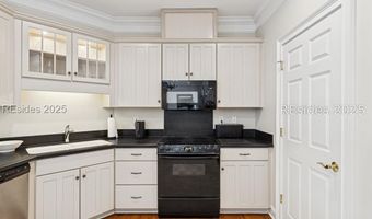 44 Colleton River Dr, Bluffton, SC 29910