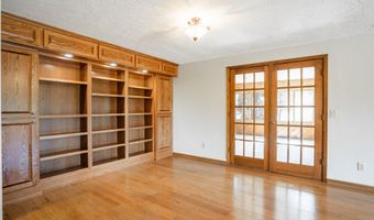 4175 NE 64th St, Altoona, IA 50009