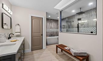 1002 NW 9th St, Bentonville, AR 72712