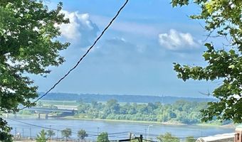 436 E 3rd St B, Alton, IL 62002
