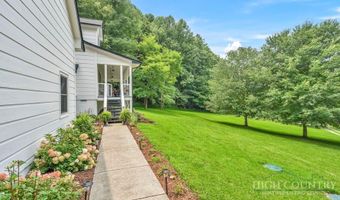 165 Leighway Ln, Banner Elk, NC 28604