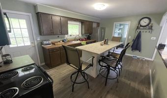 516 Old Glen Ave, Berlin, NH 03570