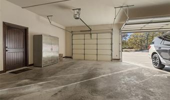 579 Chateau Bnd, Ardmore, OK 73401