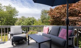 21 Overlook Ave, Charlestown, RI 02813