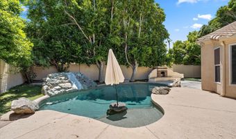 5761 W PARK Ave, Chandler, AZ 85226