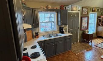 329 Villa Heights Dr, Bastian, VA 24314