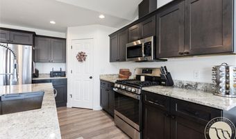 32 Sundance Ridge Rd, Billings, MT 59106