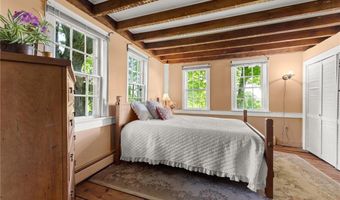 21 Legeyt Rd, Barkhamsted, CT 06063