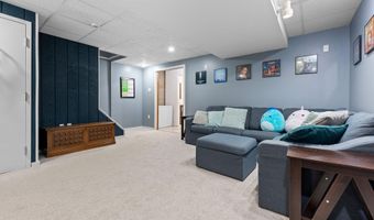 1658 PINEWIND Dr, Alburtis, PA 18011