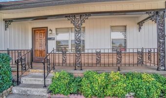 1308 Karen Ave, Altus, OK 73521