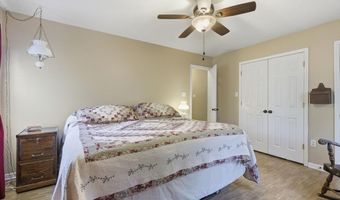 432 2nd St, Big Sandy, TN 38221