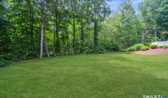 75 Hearthstone Dr, Cheshire, CT 06410