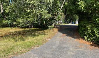 163 Woodside Ave, Cumberland, RI 02864